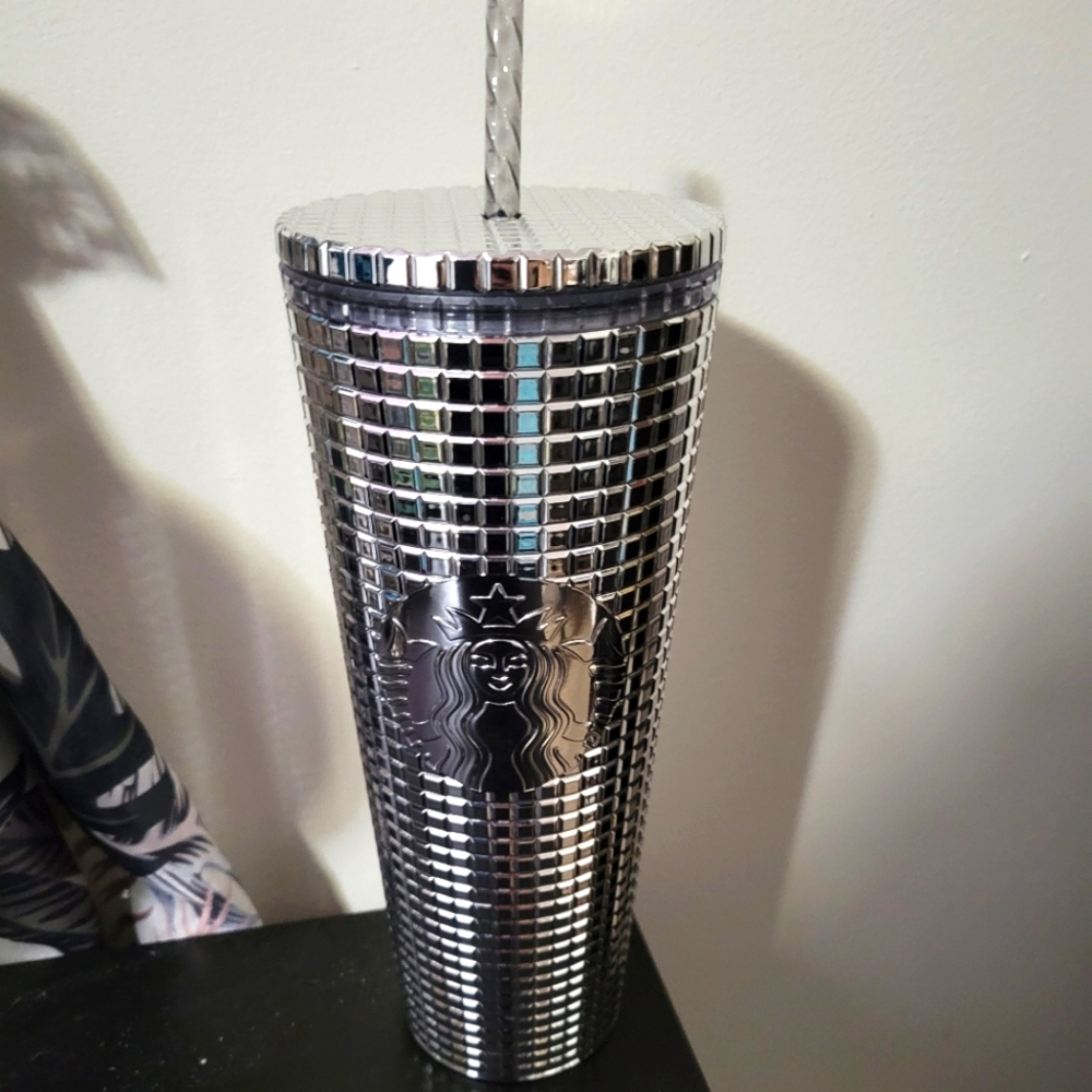Starbucks Grid cup - Christmas 2023 silver
